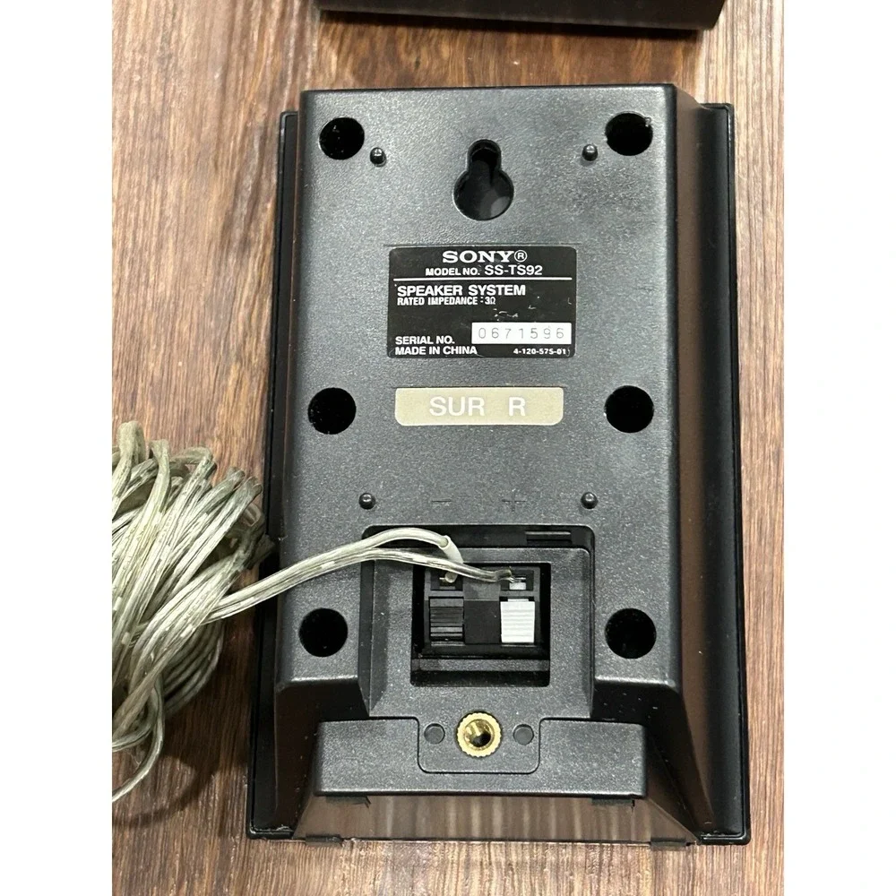 Sony S-AIR Surround Amplifier TA-SA100WR 2 Sur,‎ 1 Centre, 1 Front Speakers 5pcs